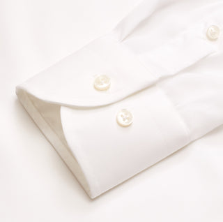 Colletto tagliato bianco